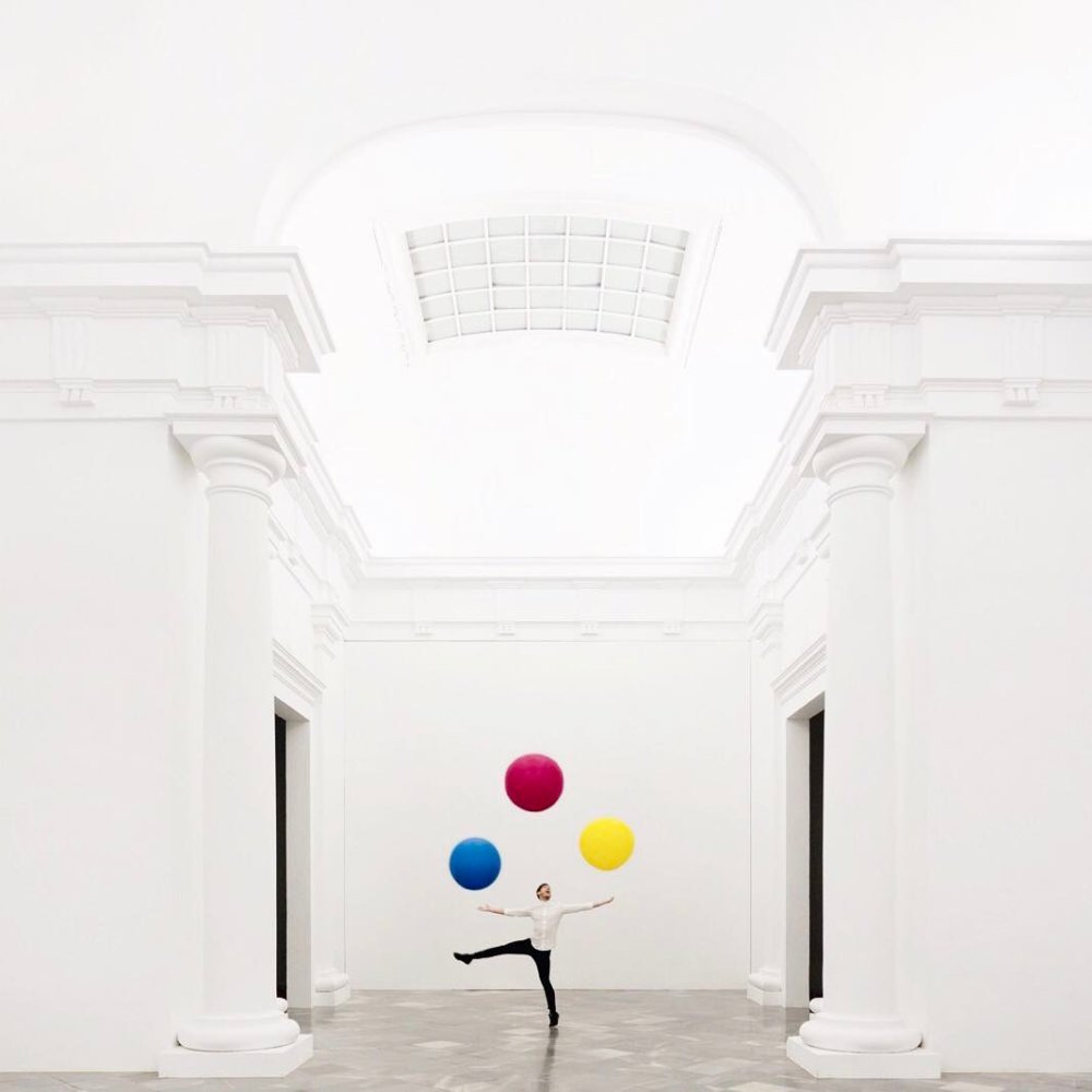 Adorable Pictures Of Two Spanish Photographers Playing With The Geometry And Colors Of Buildings By Anna Devis And Daniel Rueda 26