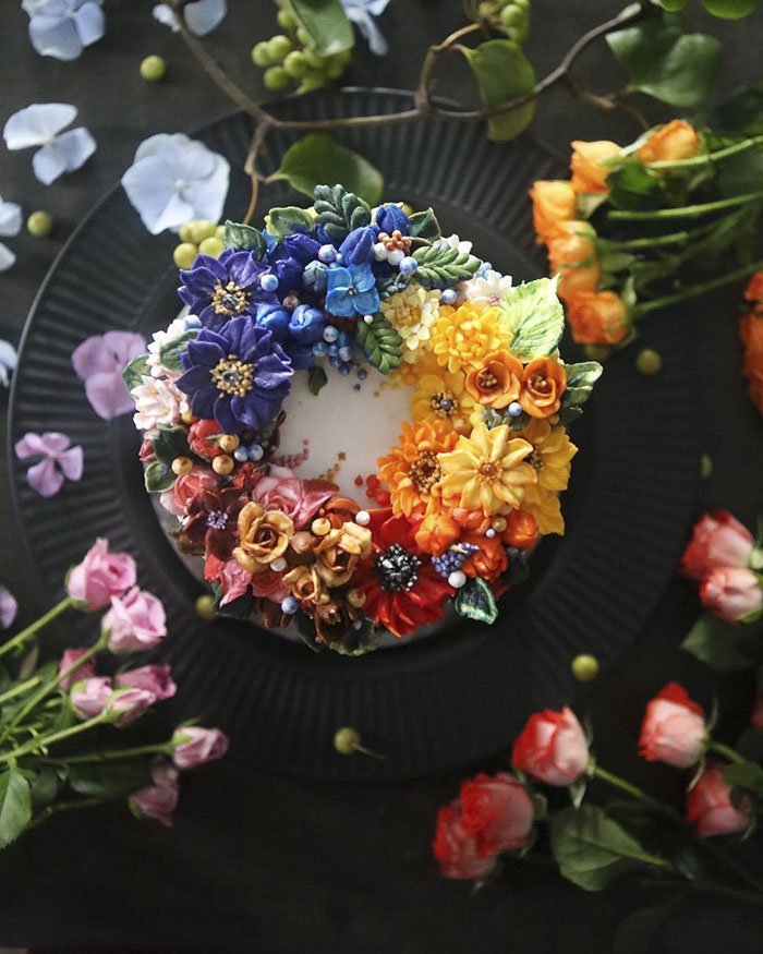 Gorgeous Cakes Decorated With Lifelike Buttercream Flowers By Atelier Soo 1