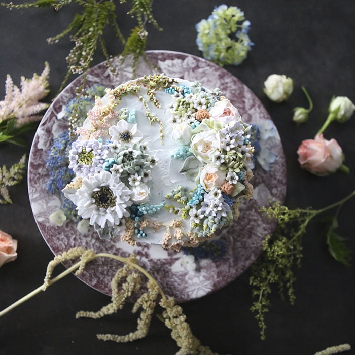 Gorgeous Cakes Decorated With Lifelike Buttercream Flowers By Atelier Soo 25