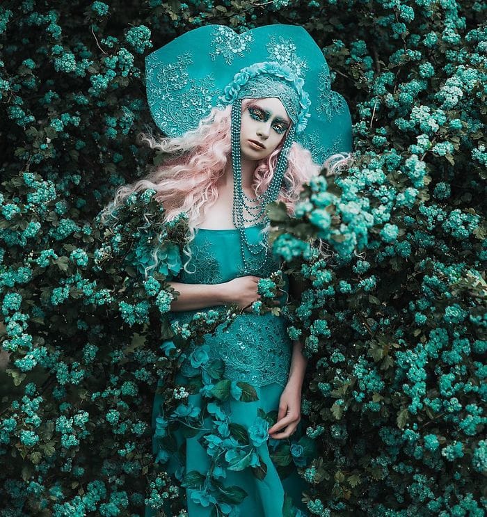 Gorgeous Wearable Artworks By Self Taught Artist Rachel Sigmon 23