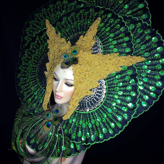 Gorgeous Wearable Artworks By Self Taught Artist Rachel Sigmon 38