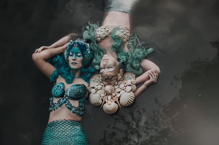 Gorgeous Wearable Artworks By Self Taught Artist Rachel Sigmon 59