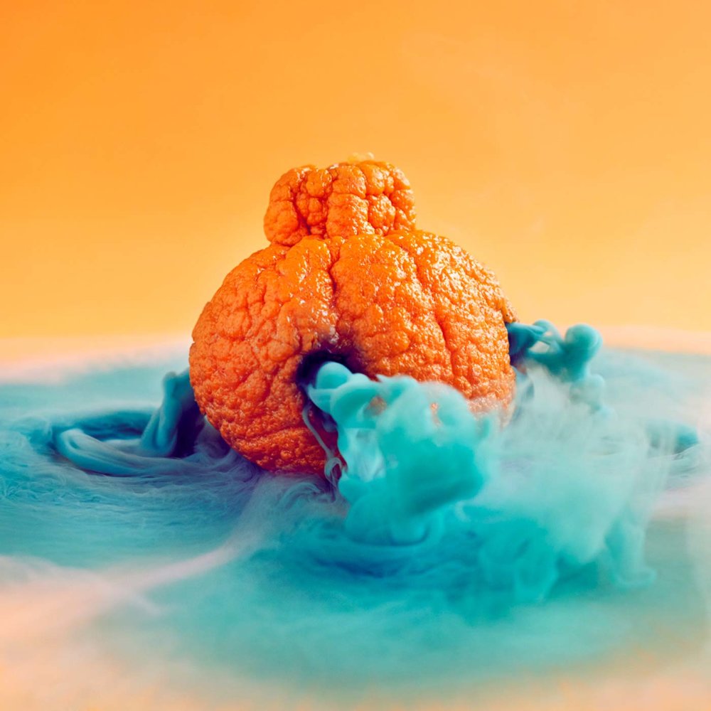 The Secret Lives Of Fruits And Vegetables Still Life Photography Series With Colored Smoke By Maciek Jasik 3
