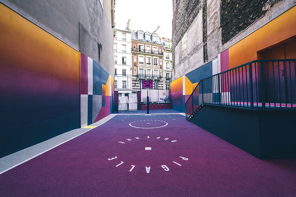 Parisian Basketball Court Amazingly Decorated With The 80s Colorful Aesthetic By Ill Studio Pigalle And Nike 7