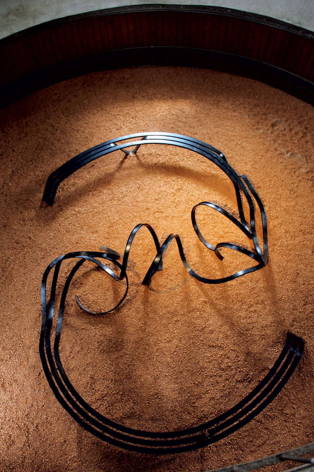 Sculptural Twisted Spaghetti Like Benches By Pablo Reinoso 6