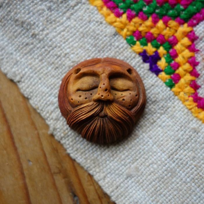 Superb Figurative Sculptures Made From Avocado Pits By Jan Campbell 29