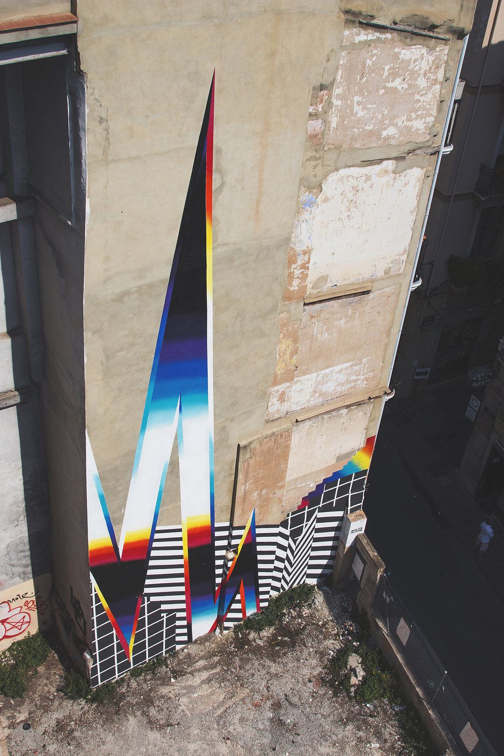 Chromatic 80s Style Murals By Felipe Pantone 20