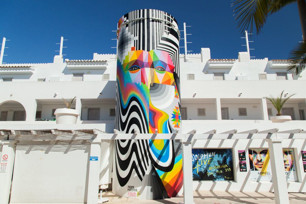 Chromatic 80s Style Murals By Felipe Pantone 23
