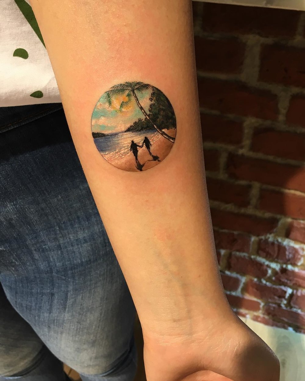 Dazzlingly Beautiful Illustration Tattoos Inside Tiny Circles By Eva Krbdk 24