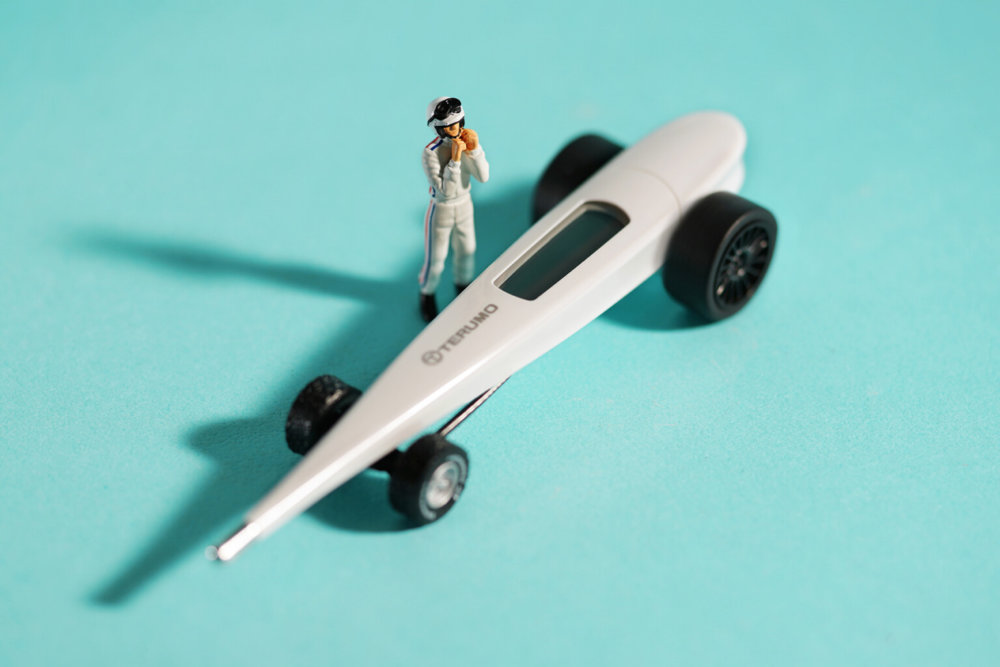 Pandemic Survival Items Turned Into Amusing Dioramas Of Outdoor Adventures By Tatsuya Tanaka 2