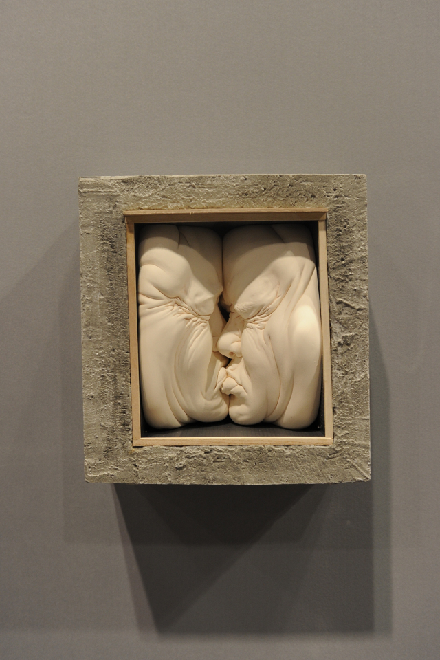 The Amazingly Surreal Ceramic Sculptures Of Johnson Tsang 19