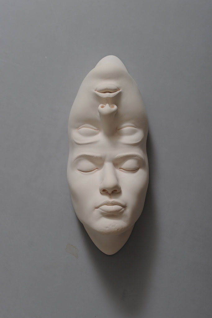 The Amazingly Surreal Ceramic Sculptures Of Johnson Tsang 4