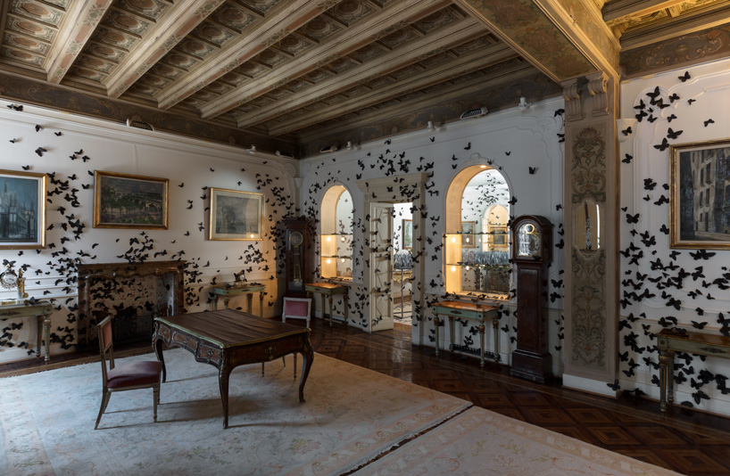 Black Cloud An Installation Made Of Thousands Of Black Butterflies By Carlos Amorales 5