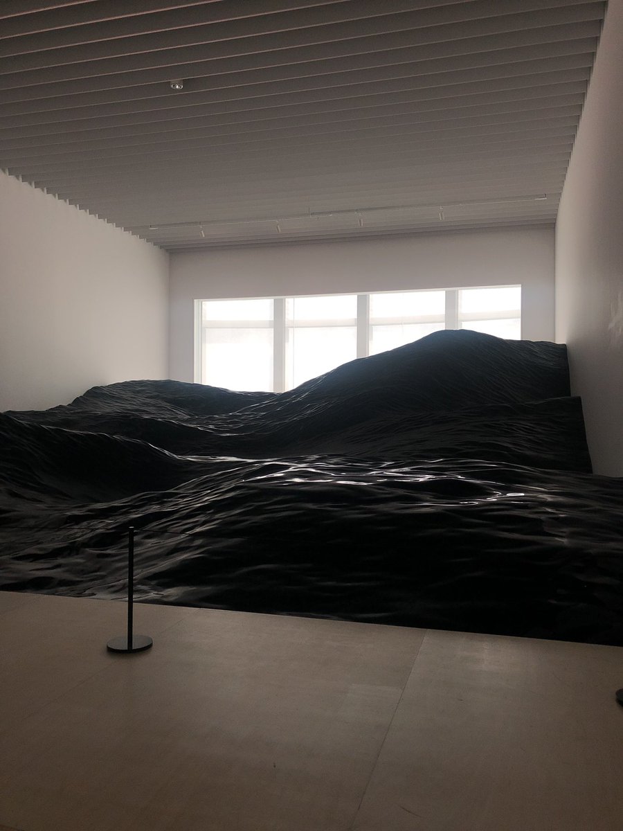 Hyper Realistic Sculpture Of Ocean Waves By Art Collective Me 05