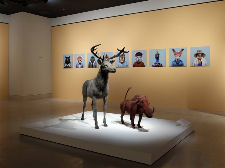 Animal Galvanized Wire Mesh Sculptures By Kendra Haste 15