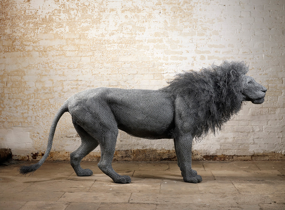 Animal Galvanized Wire Mesh Sculptures By Kendra Haste 4