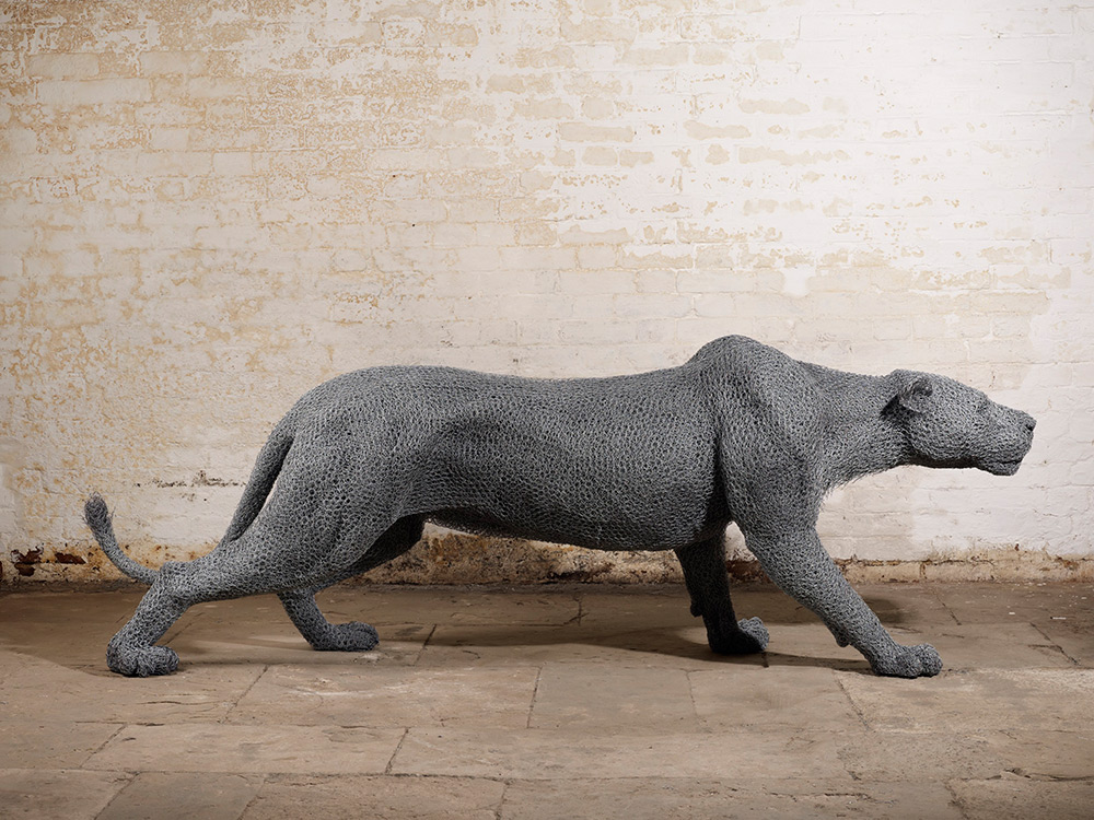 Animal Galvanized Wire Mesh Sculptures By Kendra Haste 5