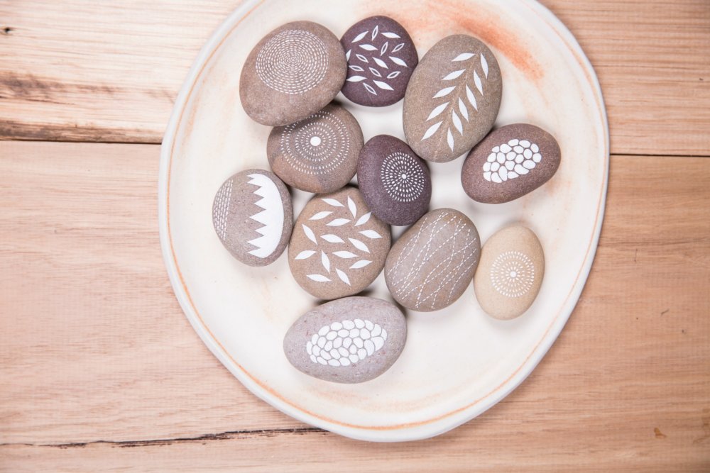 Beautifully Illustrated Beach Pebbles And Glass By Natasha Newton 14