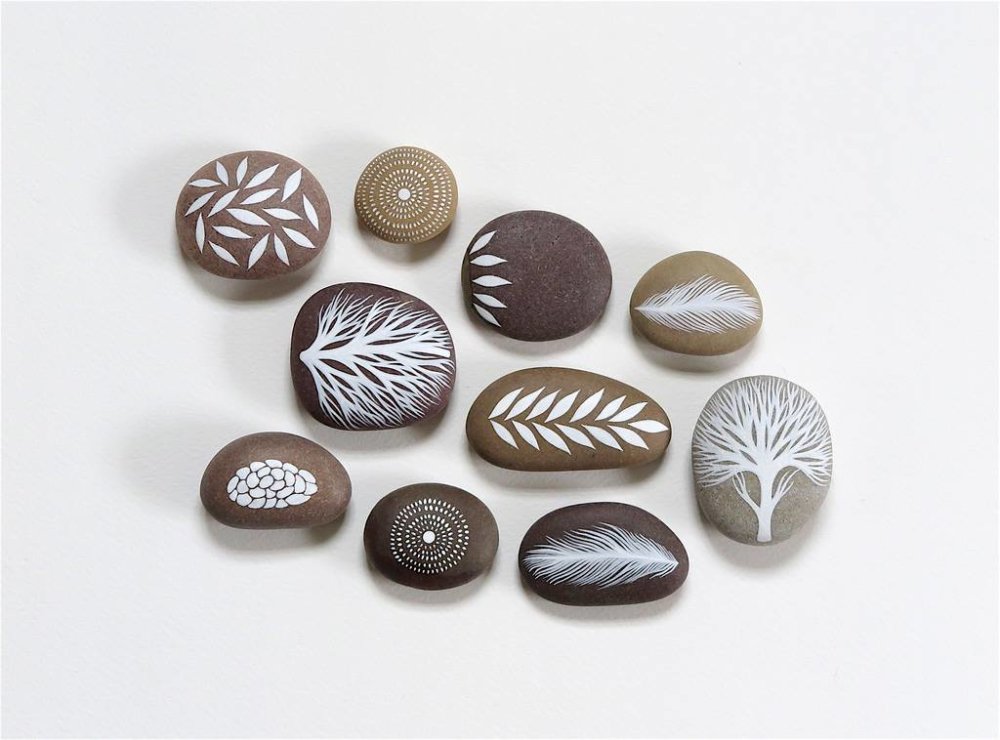 Beautifully Illustrated Beach Pebbles And Glass By Natasha Newton 15