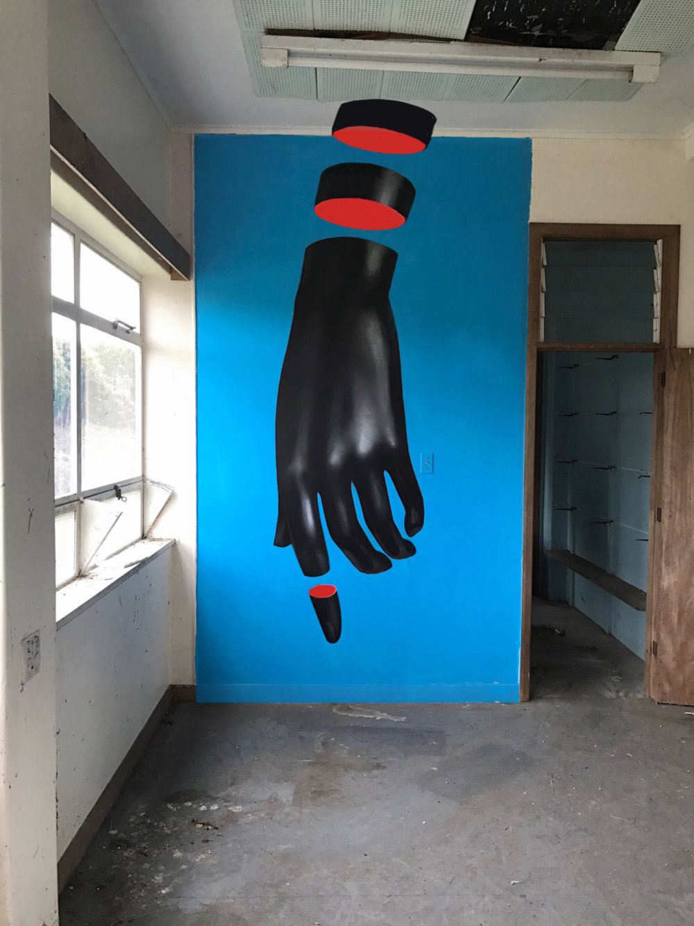 Murals Of Monochromatic Figures Pouring Colorful Fluids By Gina Kiel 3