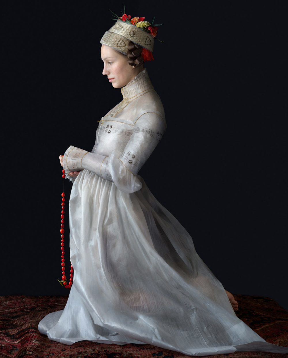 Discarded Packaging Recycled Into Renaissance Costumes By Suzanne Jongmans 6