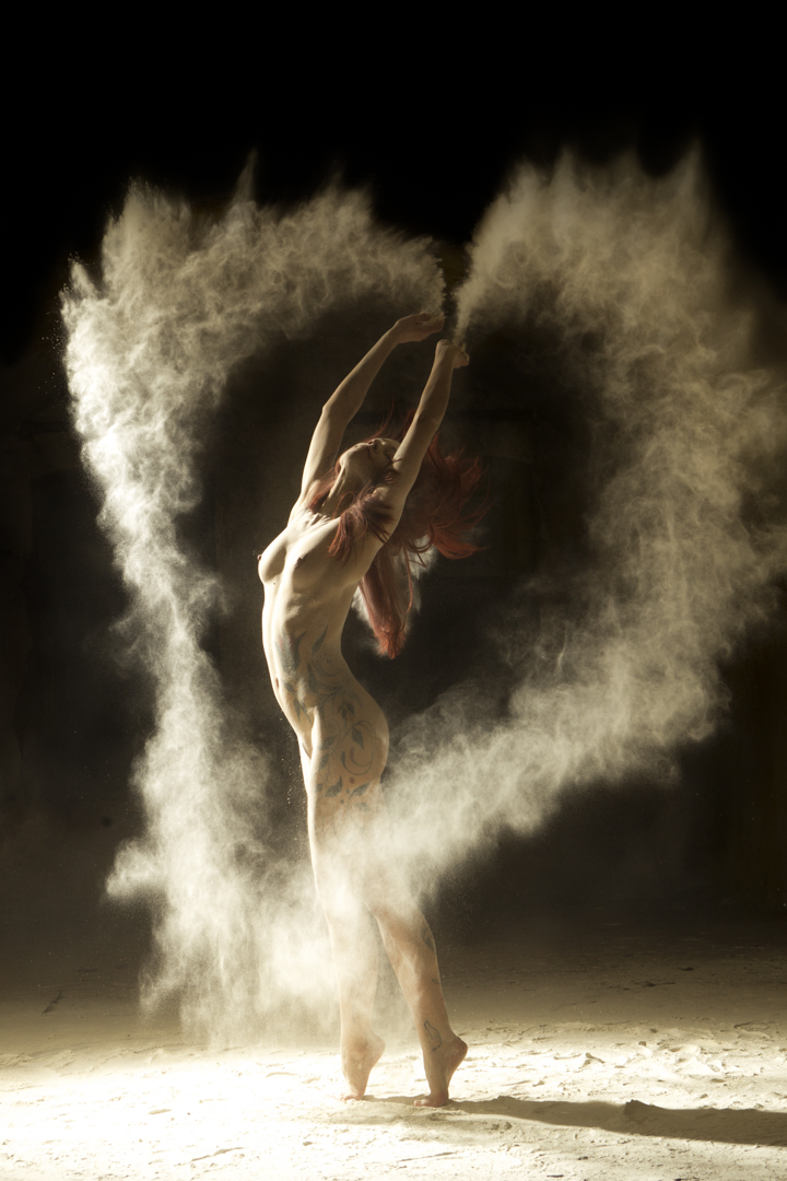 Poussiere Detoiles Dance Photography Series By Ludovic Florent 2