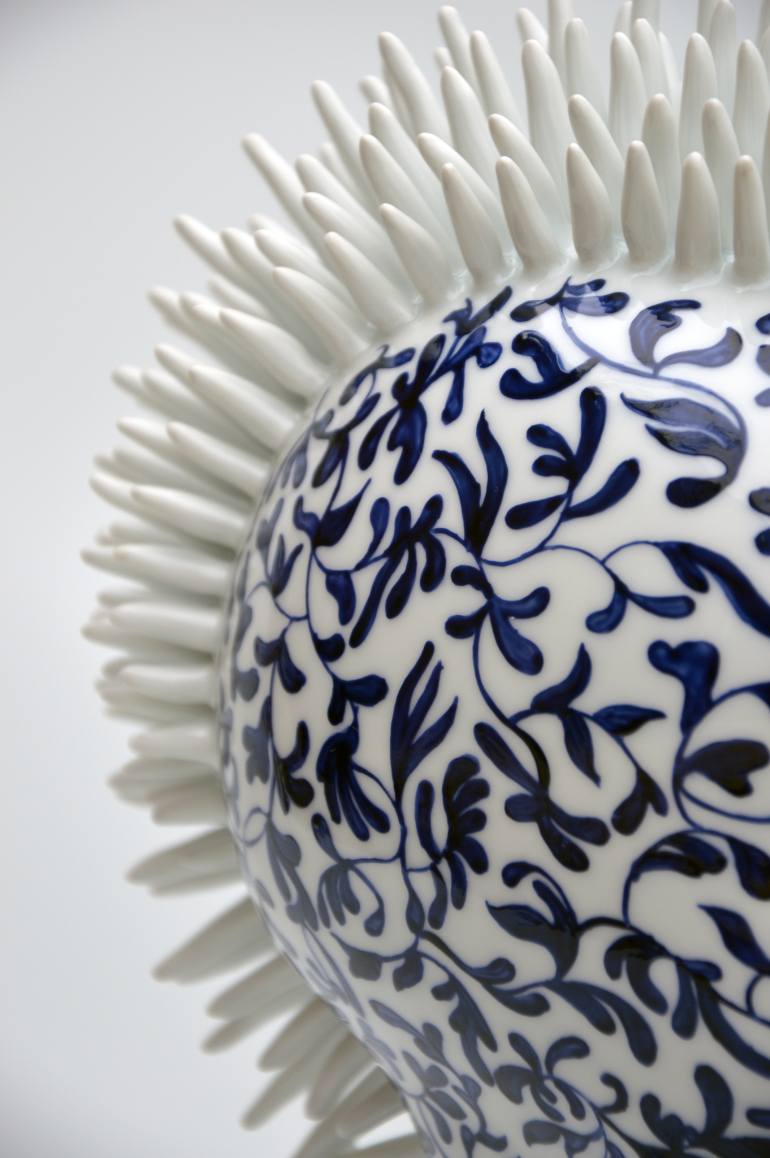 Surreal Figurative Porcelain Sculptures By Juliette Clovis 1