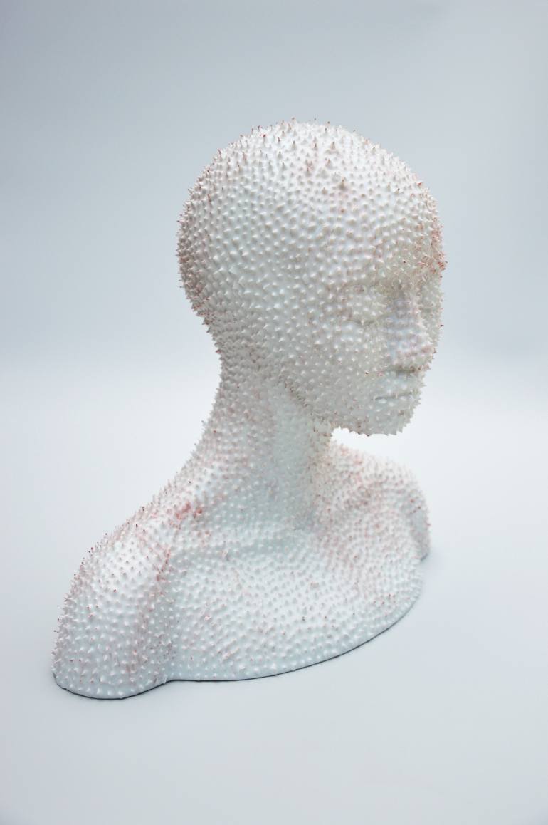 Surreal Figurative Porcelain Sculptures By Juliette Clovis 12