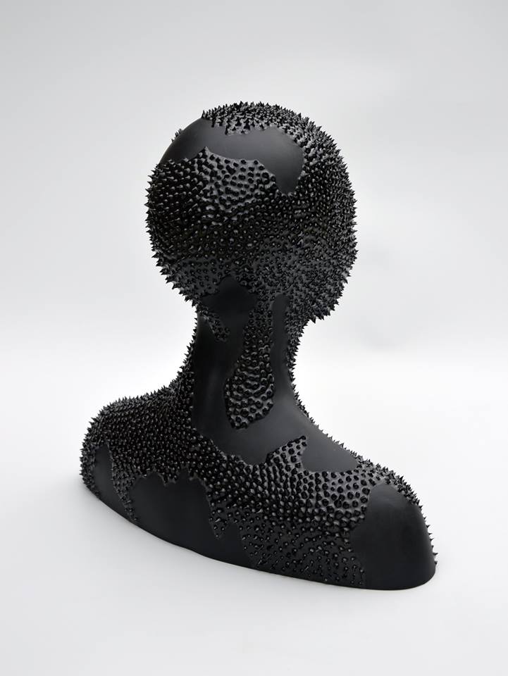 Surreal Figurative Porcelain Sculptures By Juliette Clovis 25