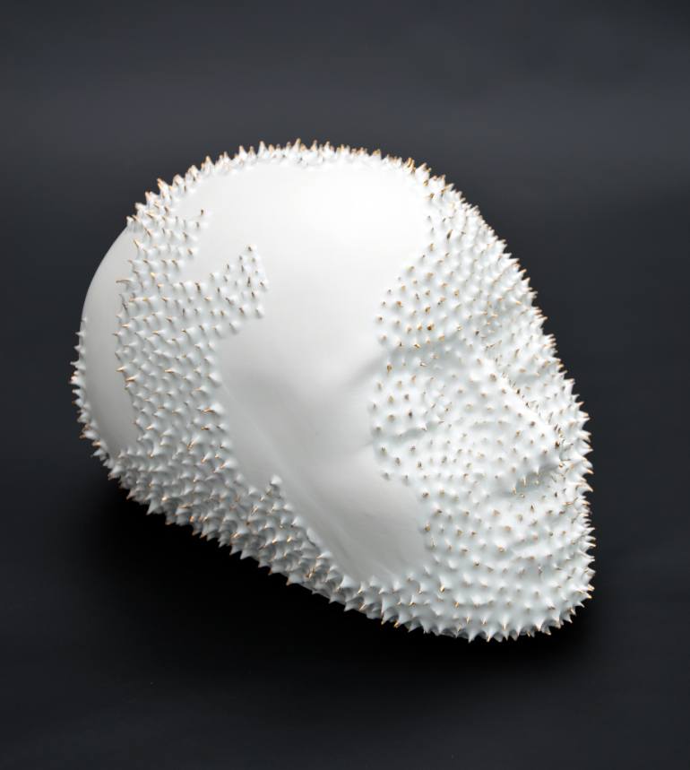 Surreal Figurative Porcelain Sculptures By Juliette Clovis 4