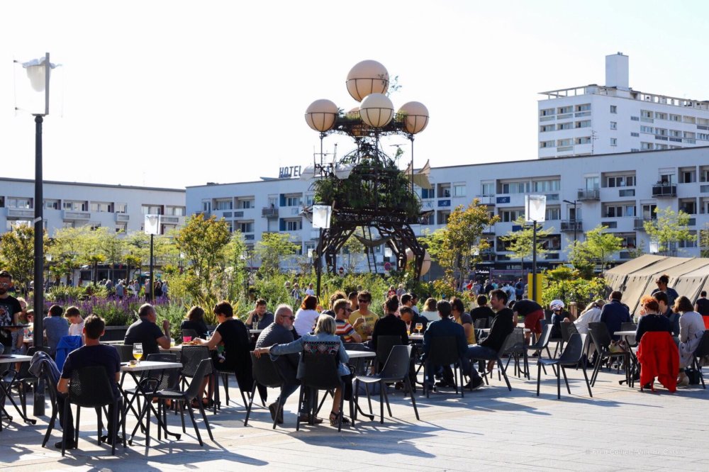 Aeroflorale Ii A Flying Greenhouse Installation By Francois Delaroziere 1 10