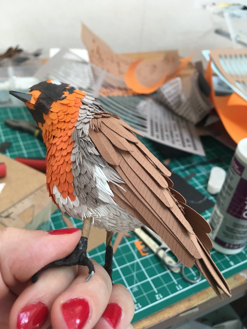 Animal Sculptures Meticulously Made Of Thousands Of Paper Pieces By Lisa Lloyd 7