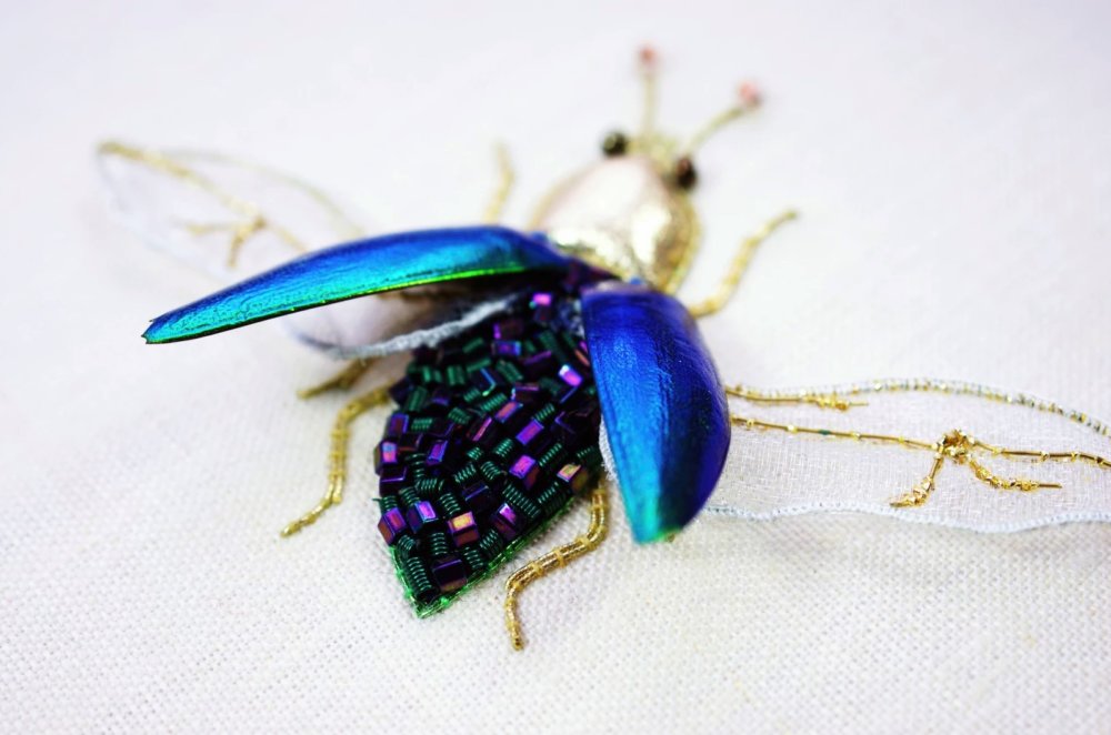 Intricate Embroidery Made With Metallic Threads By Laura Baverstock 9