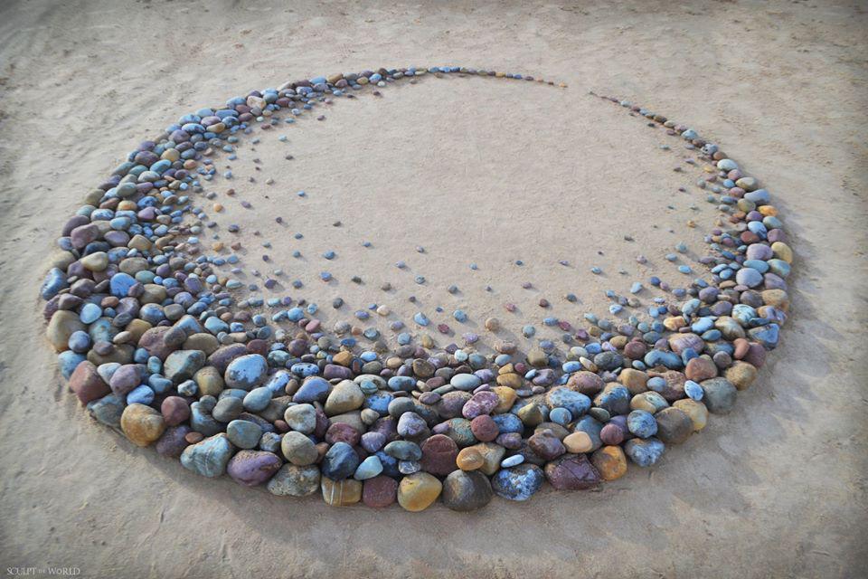 Magnificent Environmental Artworks Made With Stones By Jon Foreman 12
