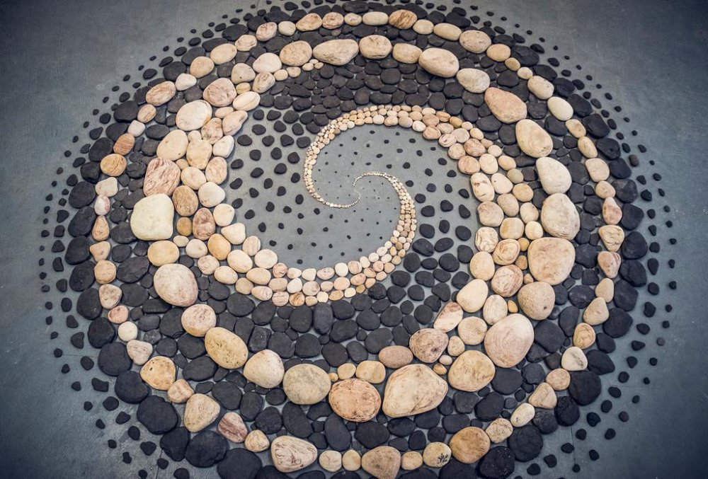 Magnificent Environmental Artworks Made With Stones By Jon Foreman 16