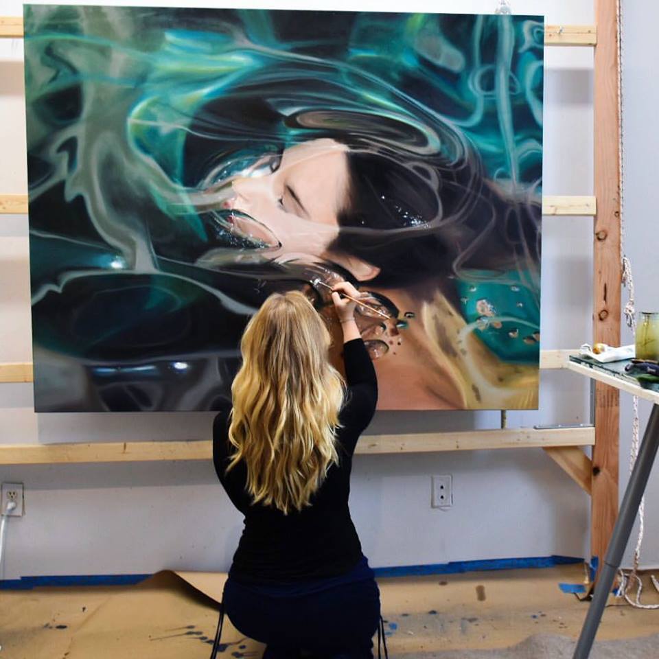 Magnificent Realistic Paintings Of Women Emerging From Underwater By Reisha Perlmutter 5