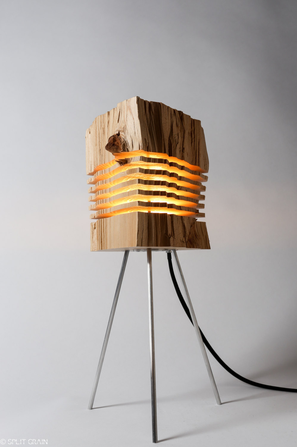 Minimalist And Sculptural Sliced Wood Lamps By Split Grain 3