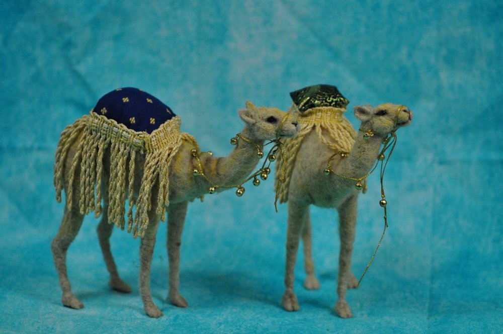 Needle Felted Animal Sculptures In Miniature By Daria Lvovsky 5
