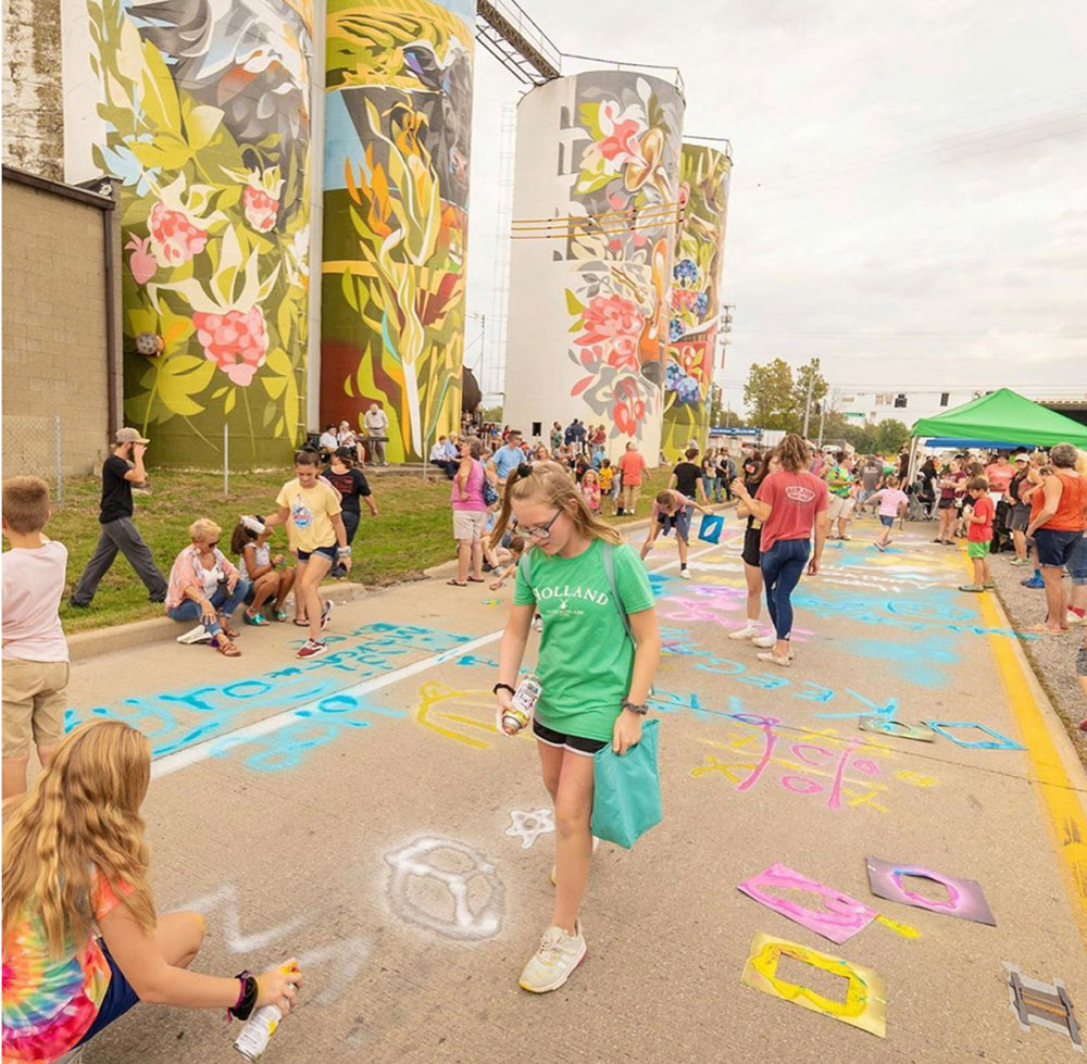 Silos Turned Into Amazingly Giant Murals By Key Detail 10