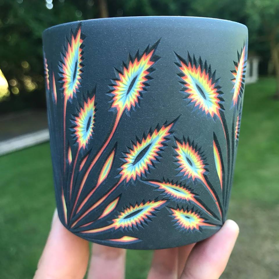 Wonderful Ceramics With Colorful Multi Layered Streaks Carved Onto Their Surfaces By Sean Forest Roberts 7