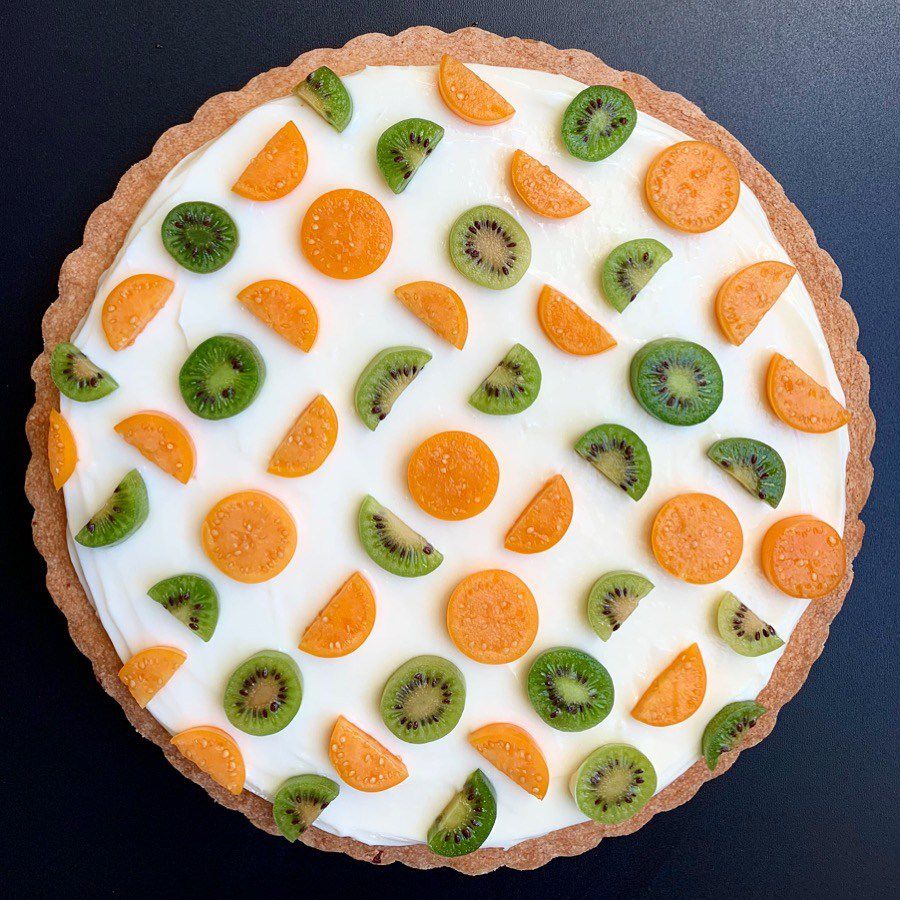 Wonderful Pies And Tarts Decorated With Geometric And Colorful Details By Lauren Ko 16
