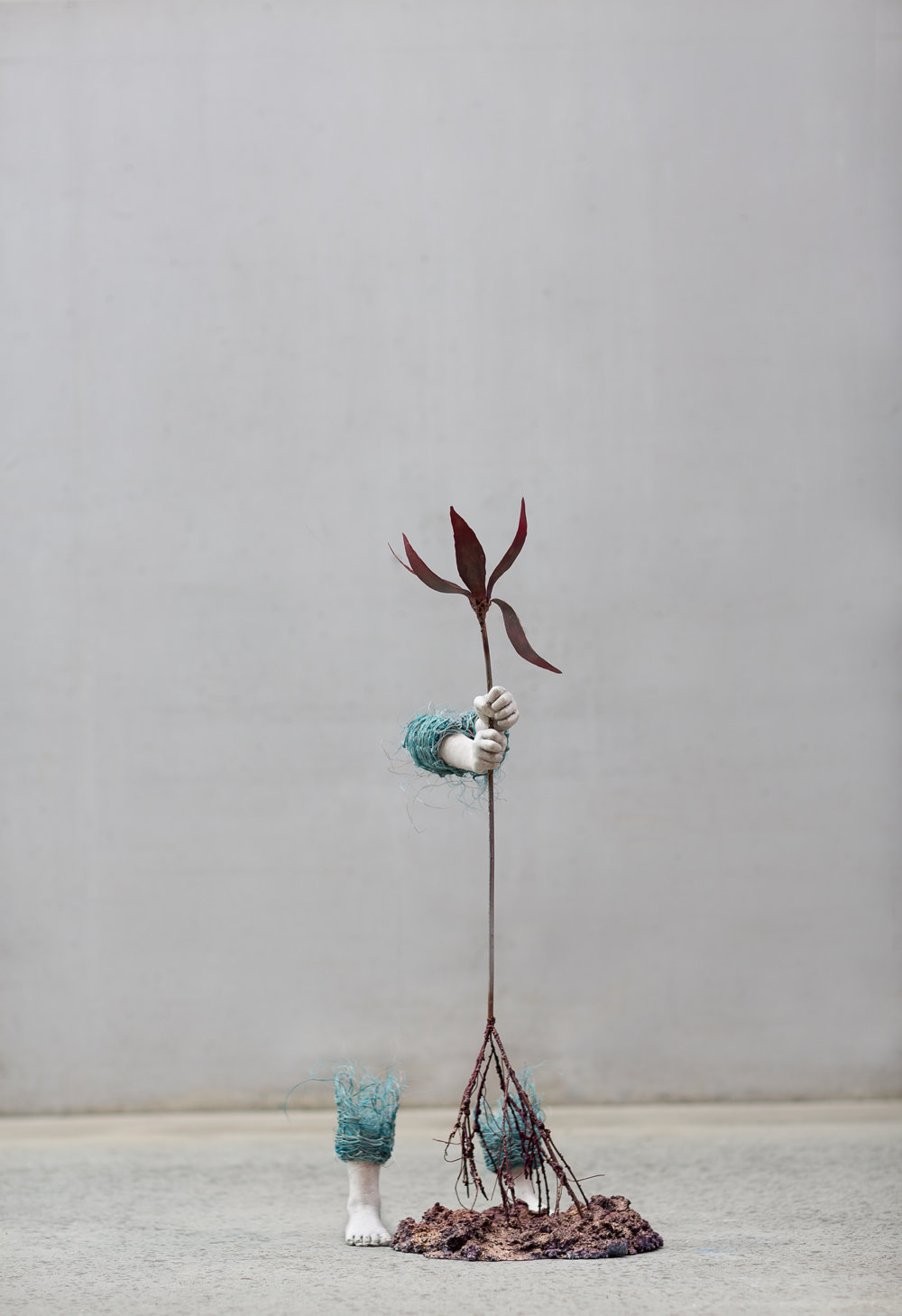 Body Language Meaningful Wire And Concrete Sculptures Of Children And Their Emotions By Lene Kilde 13