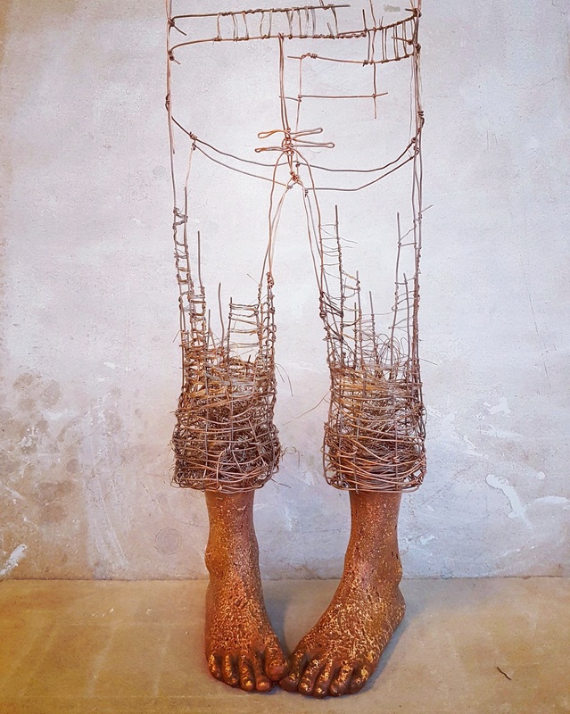 Body Language Meaningful Wire And Concrete Sculptures Of Children And Their Emotions By Lene Kilde 9