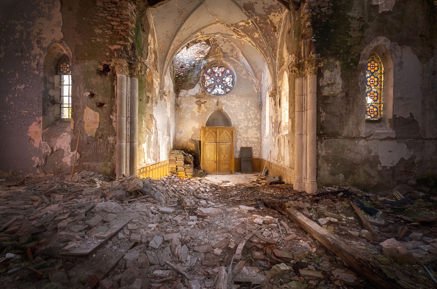 Abandoned Houses Of God Beautiful Photograph Series On Abandoned Churches And Chapels By Roman Robroek 11