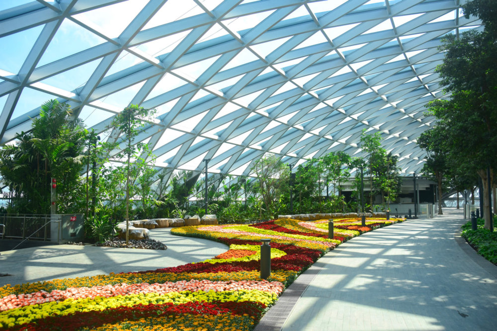 Stunning Circular Indoor Waterfall In The Main Singapores Airport Singapores Jewel Changi Airport 7