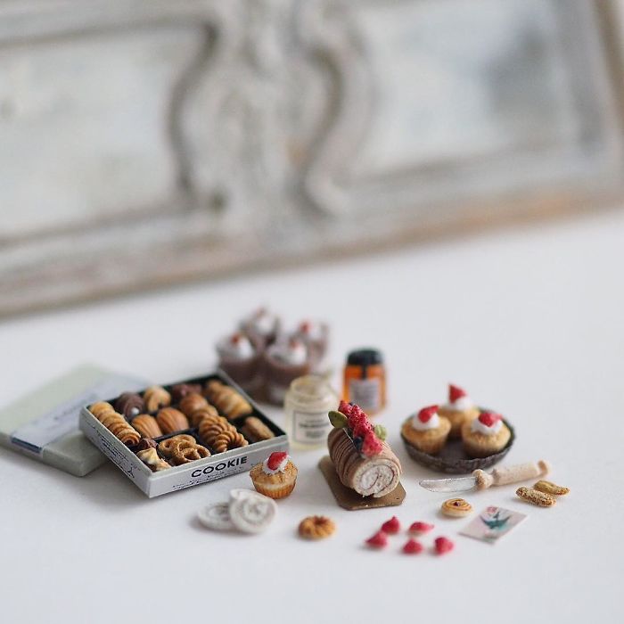 Enchanting Miniature Antique Dollhouse Furniture By Kiyomi 16