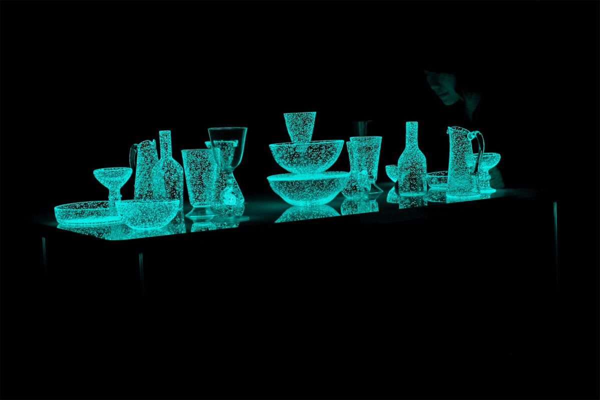 Liquid Sunshine Fascinating Glow In The Dark Glass Sculptures By Rui Sasaki 12