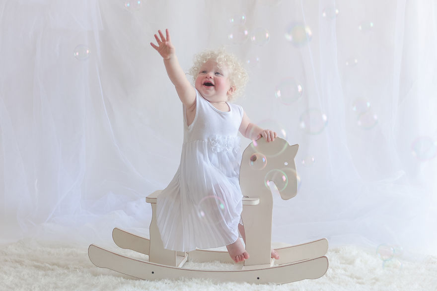 Porcelain Beauty The Hypnotizing Beauty Of Albino People Captured By Yulia Taits 5