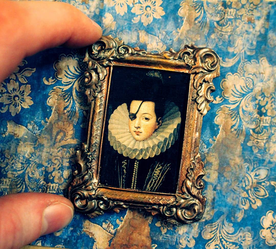 Whimsical And Intricate Miniatures Of Vintage Objects By Lauren Delaney George 15