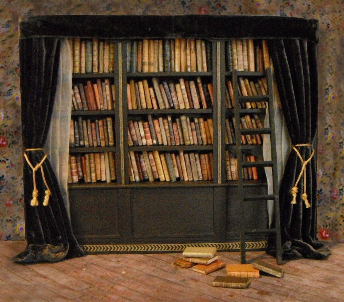 Whimsical And Intricate Miniatures Of Vintage Objects By Lauren Delaney George 9